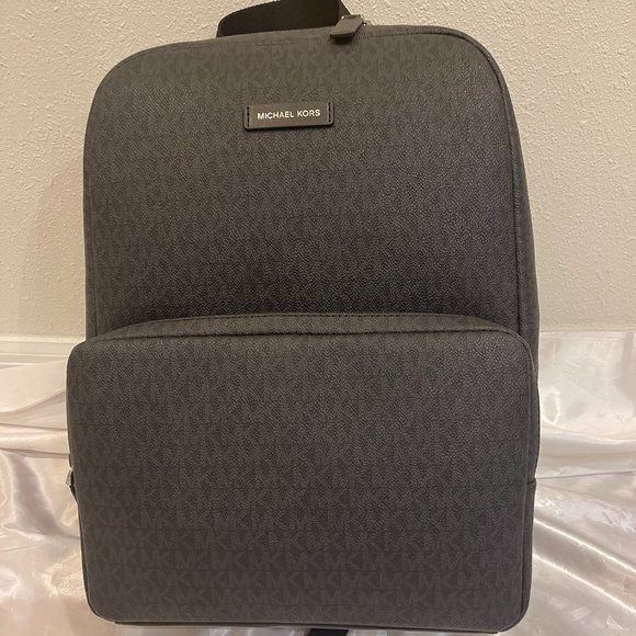 Michael Kors Jet Set MK Logo Men's Backpack - Picture 8 of 12